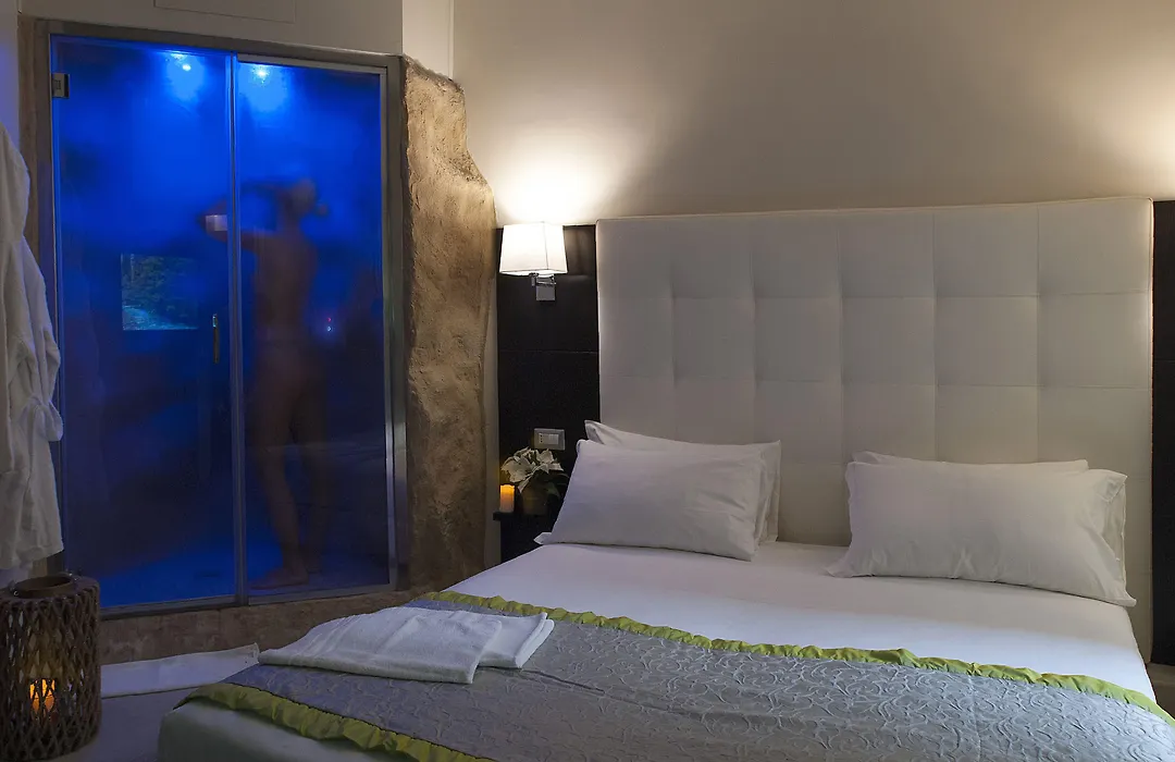 Roman Holidays Boutique Hotel-1